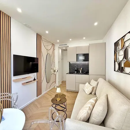 Sur La Promenade Des Apartment Nice